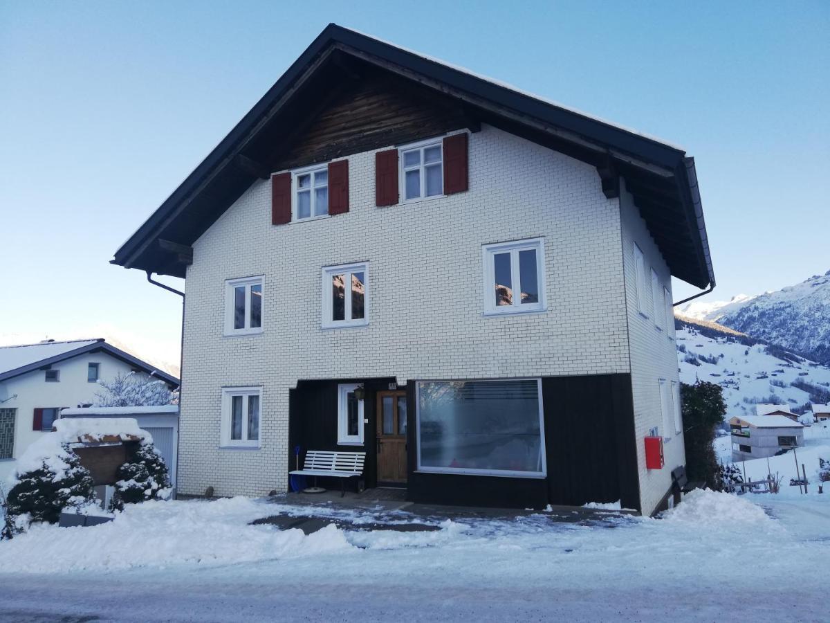 Ferienwohnung Im Herzen Von Raggal Esterno foto